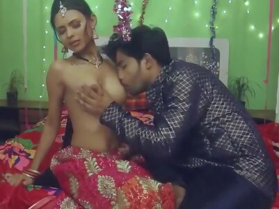 fingering cunnilingus milf