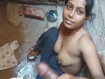 handjob brunette amateur